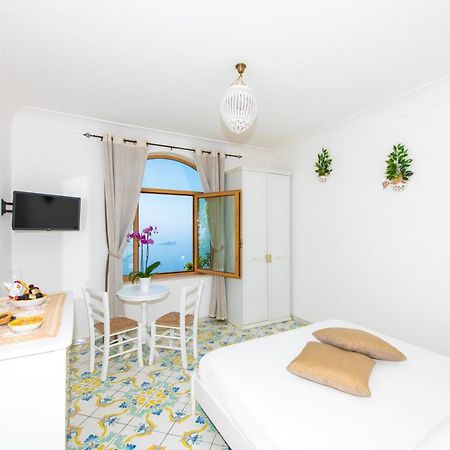 La Borragine Rooms Позітано Екстер'єр фото