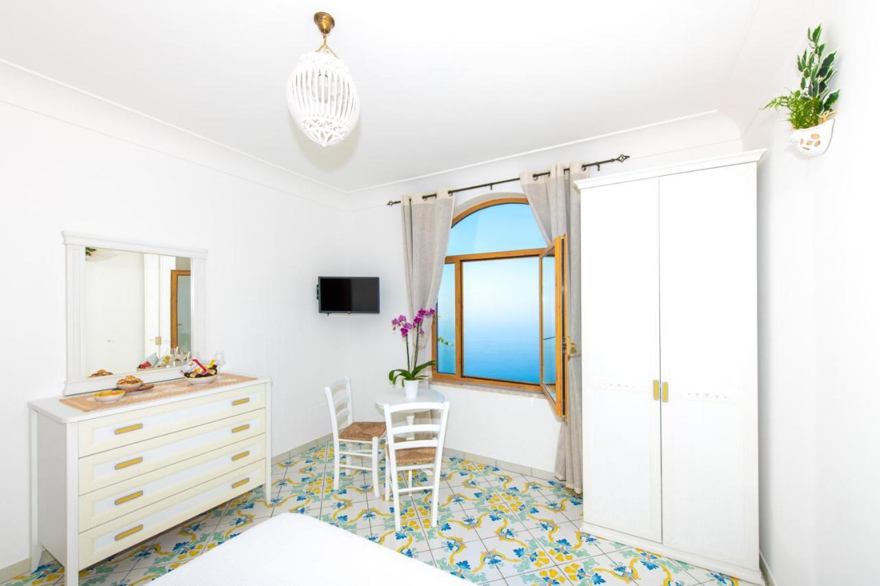 La Borragine Rooms Позітано Екстер'єр фото